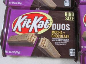 (B-1) 13 King Size Kit Kat Duos Moc...