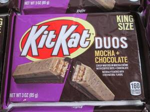 (B-1) 12 King Size Kit Kat Duos Moc...