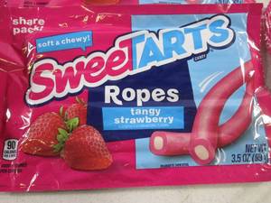 (B-1) 12 Share Pack Sweetarts Ropes...