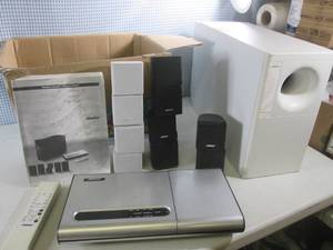 (F-2) Bose Lifestyle Model 5 Music ...