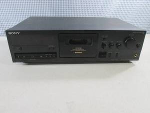 (D-2) Sony TC-K615S Stereo Cassette...