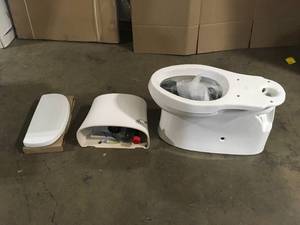 Champion Tall Height 2-Piece High-Efficiency 1.28 GPF Single Flush Elongated Toilet in White Seat Included by American Standard Customer Returns See Pictures
