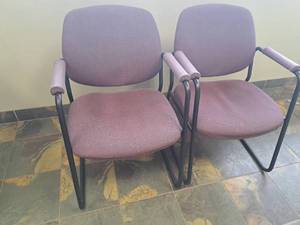 lot 259 image: Lot of (2) Padded Office Arm Chairs