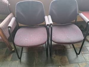 lot 260 image: Lot of (2) Padded Office Arm Chairs