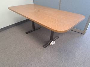 lot 268 image: 72 Office Conference Table