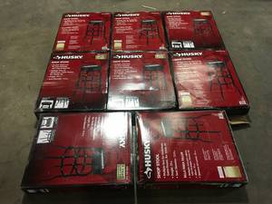 lot 4 image: Lot of 29 in. Shop Stool by Husky Customer Returns See Pictures