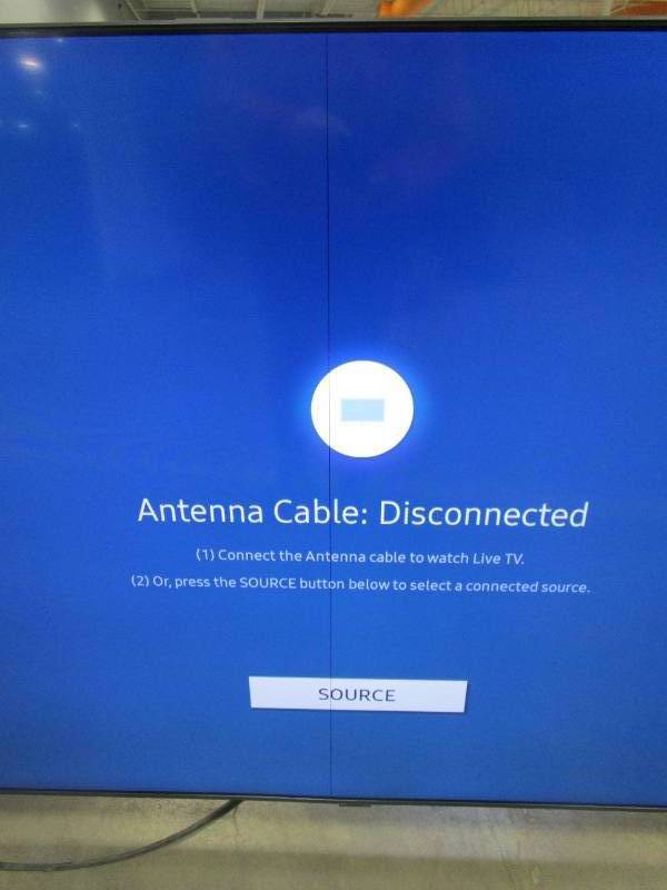 70 Class TU7000 Crystal UHD 4K Smart TV UN70TU7000BXZA (LINE, SEE PHOTO)