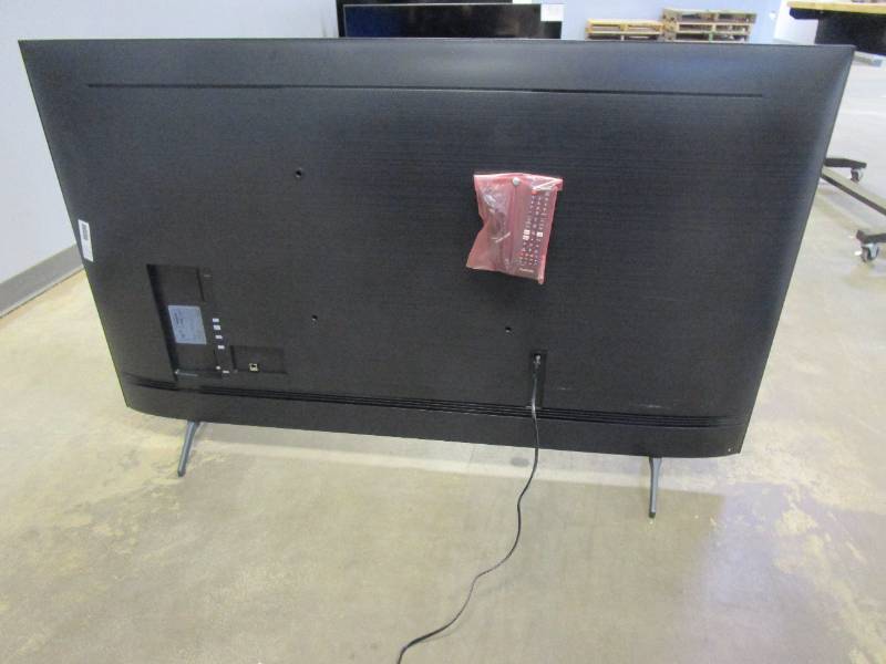 Samsung - 65 Class 7 Series LED 4K UHD Smart Tizen TV ModelUN65TU7000FXZA