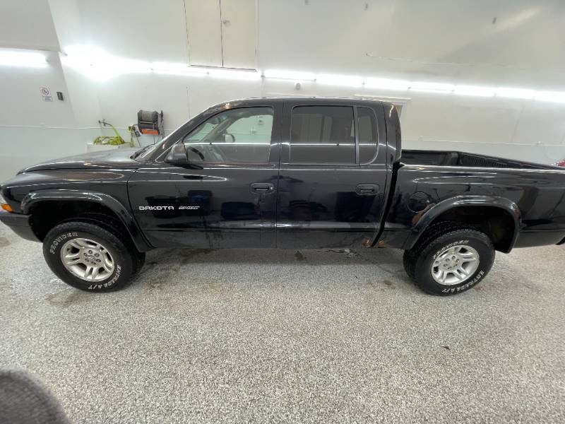 lot 20A image: 2002 Dodge Dakota Sport - 4X4 - 2 OWNERS