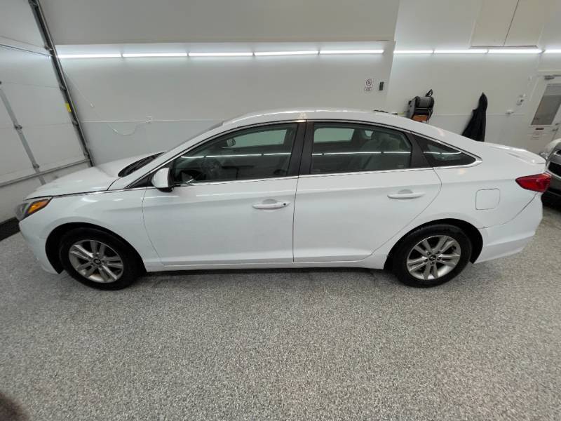 lot 3B image: 2017 Hyundai Sonata
