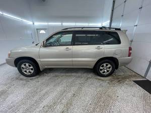lot 8 image: 2007 Toyota Highlander - AWD