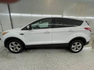lot 1A image: 2014 Ford Escape SE - AWD