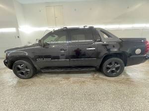 lot 17K image: 2008 Chevrolet Avalanche LTZ - 4X4
