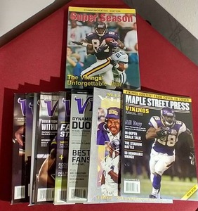 Minnesota Vikings MagazineYearbook Lot