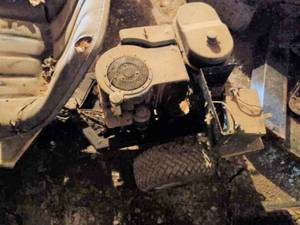 lot 39 image: Bolens Articulator with Mower Deck
