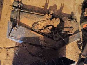 lot 51 image: Bolens 60-inch Mower Deck, Model No. 510609, Serial No. 100192