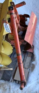 lot 82 image: Bolens 22-inch Red Garden Tiller with 34-inch Drive Shaft