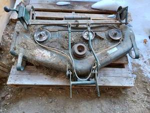 lot 106 image: Bolens 48-inch Mower Deck - Green