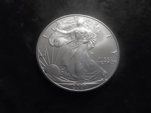 lot 63 image: 2001 American Eagle Dollar 1 Oz. 99.9 Fine Silver MS From Unc. Roll
