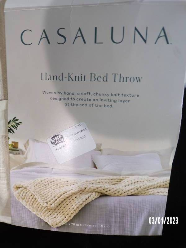 Casaluna hand discount knit bed throw