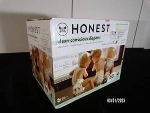 lot 4 image: New - The Honest Company Clean Concious Disposable Diapers Space Travel & Orange You Cute - size 4 - 60 ct