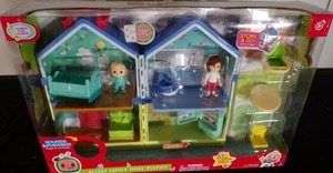 lot 37 image: CoComelon Deluxe Family House Playset