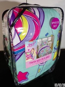 lot 86 image: JoJo Siwa Twin Bed in a Bag