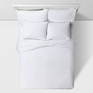 lot 42 image: 3 Piece Easy-Care Duvet Cover & Sham Set - Room Essentials (FullQueen) - White