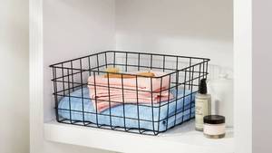 lot 134 image: Brightroom 13 Wire Bin - Orange