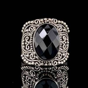 Oval Faceted Onyx Bezel Fancy Filigree Milgrain Estate Ring