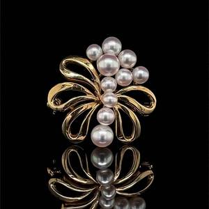 White Pearl Cluster Floral Garden Treasure PinBrooch