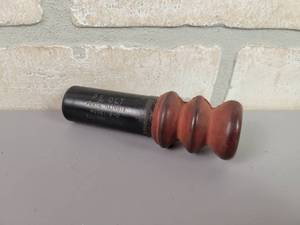 lot 61 image: Vintage P.S. OLT Squirrel Call - Model B-10 - Works