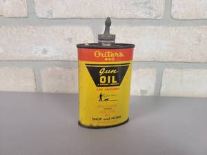 lot 105 image: Vintage Outers GUN OIL Can