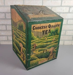 lot 132 image: Antique 40LB Flag Ship Green Tin Container - Reid Murdoch & Co. Chicago IL
