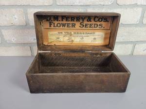 lot 173 image: Antique D.M. Ferry & Cos. Flower Seeds. Wood Sales Box - Patent 1906