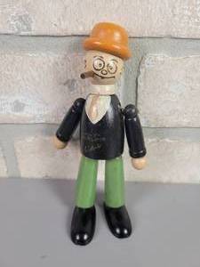 lot 194 image: Antique Jaymar Moon Mullins Wood Jointed Toy