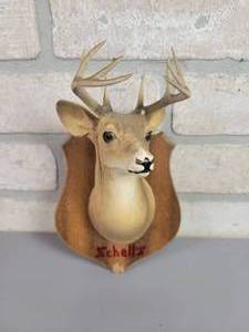 lot 211 image: Vintage Mini White Tail Deer Mount - Handwritten Schells