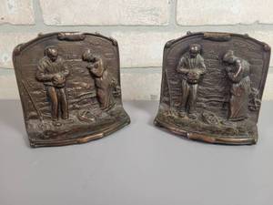 lot 243 image: Antique Cast Iron Prayer for Harvest Bookends