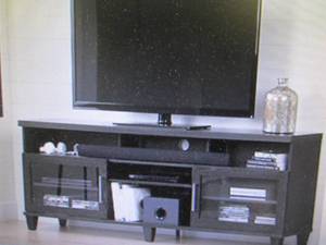 South Shore Adrian TV Stand...