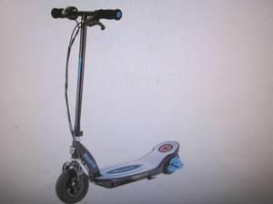 Razor Power Core E100 12V Electric ...