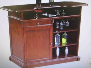 Hathaway Ridgeline 5 Home bar Set ...