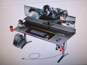 seven warrior gaming desk with carb...