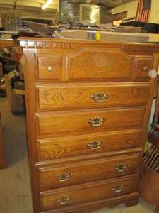 dresser 36x7x52...