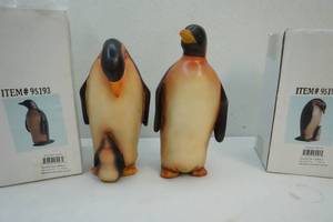 lot 64 image: penguins