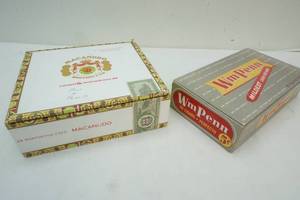 lot 65 image: vintage cigar boxes