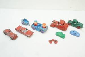 lot 80 image: vintage toys