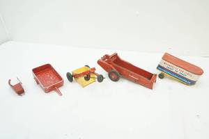 lot 81 image: vintage toys