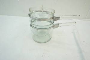 lot 85 image: Pyrex double boiler