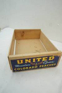 lot 112 image: Peach crate