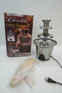 lot 129 image: Chocolate Fondue Fountain